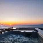 Panorama *